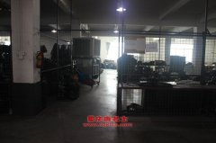 迅力LZQ5317XXY廂式運輸車用的濰柴WP10.270N發動機的配件及大修